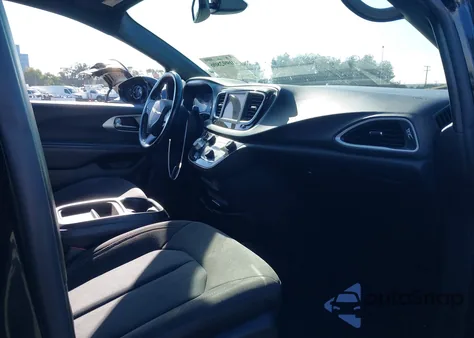 2020 Chrysler Pacifica Touring из США, поврежденный, VIN 2C4RC1FG4LR150194